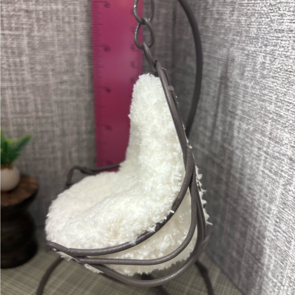 Miniature 1/12 Swing Chair - Picture 2 of 4